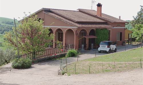 Town House for Sale in Monte Castello di Vibio