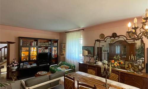 Porzione di Casa In Vendita a Gualdo Cattaneo