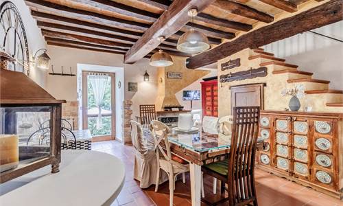 Rustico/Casale In Affitto a Todi