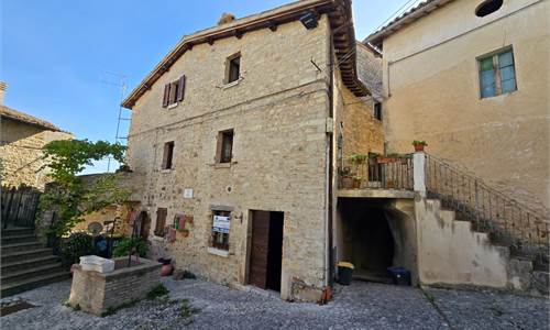 Rustico/Casale In Vendita a Ferentillo