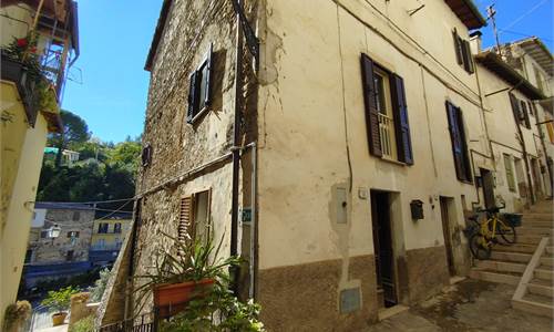 Appartamento In Vendita a Terni