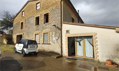 Rustico/Casale In Vendita a Castel Viscardo