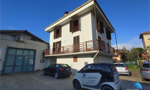 Appartamento In Vendita a Spello