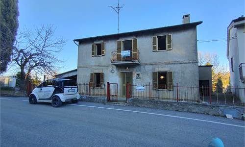 ABITAZIONE INDIPENDENTE CON CORTE ESCLUSIVA