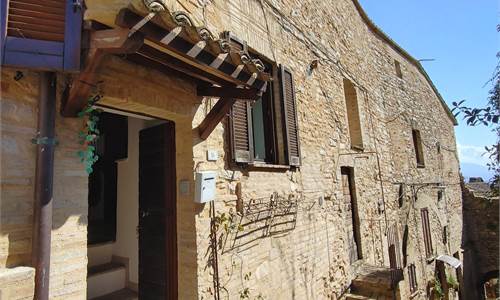 Appartamento In Vendita a Spello