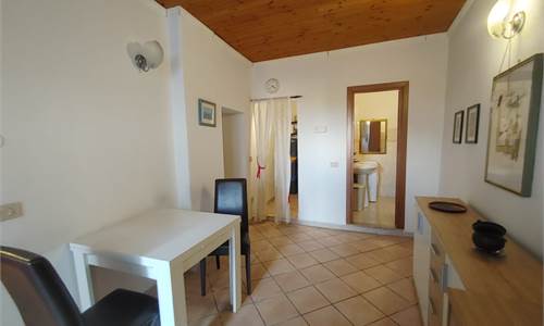 Appartamento al piano terra con giardino privato