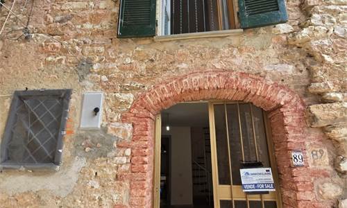 Appartamento ristrutturato a Giano dell'Umbria 