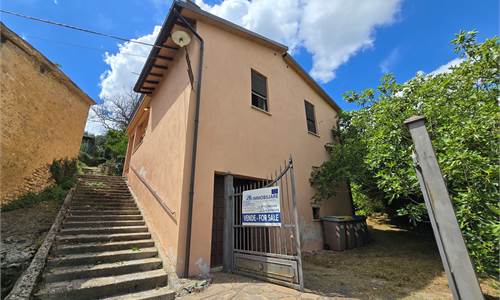 Country House in Giano dell' Umbria